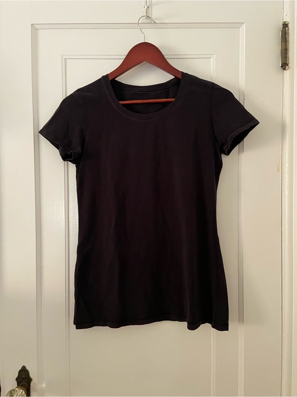 Lululemon black crewneck short sleeve t-shirt, size 10